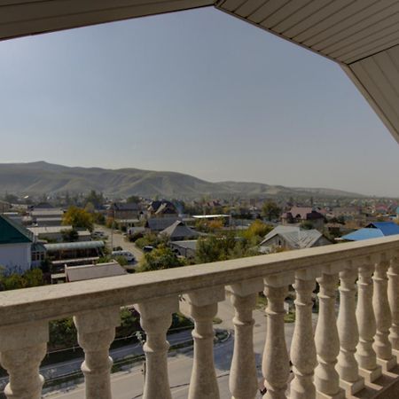 Aisha Hotel Бишкек Экстерьер фото