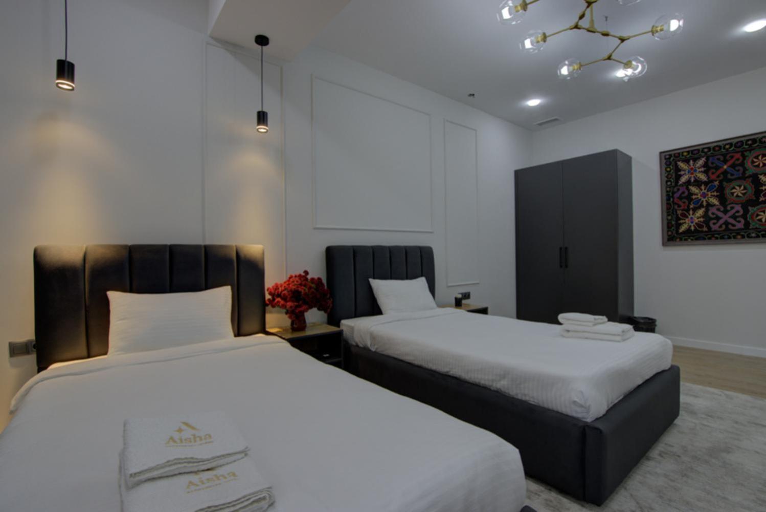 Aisha Hotel Бишкек Экстерьер фото