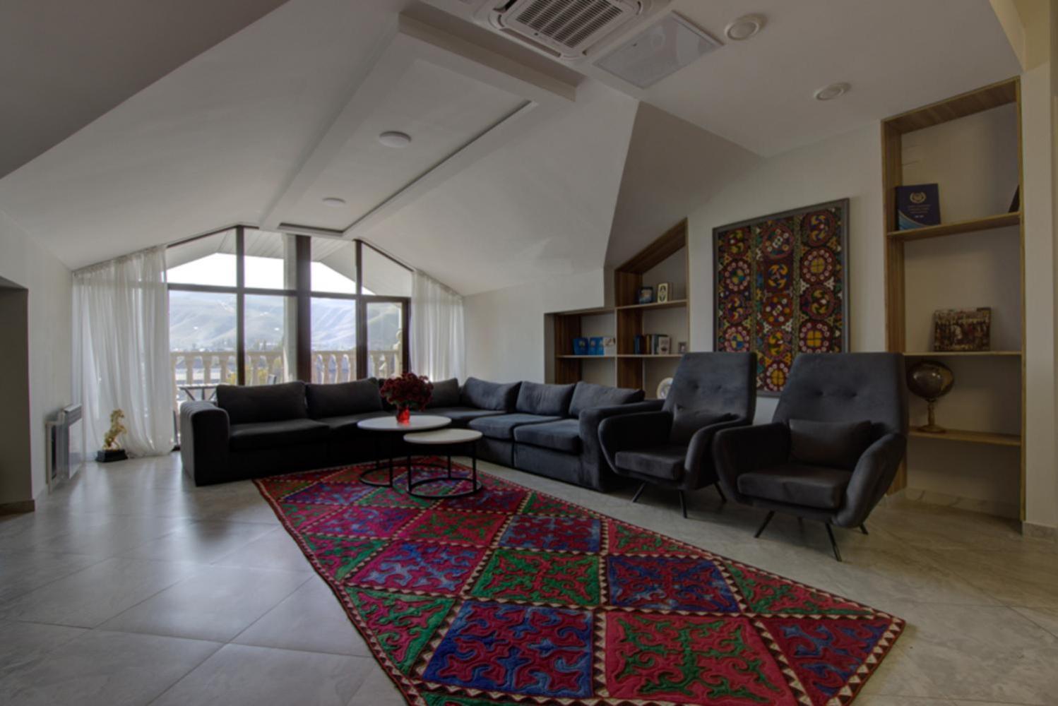 Aisha Hotel Бишкек Экстерьер фото